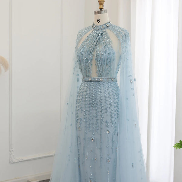 Vestido de Festa Maxi Luxo em Tecido Fluído Cravejado em Cristais - Modelo Especial