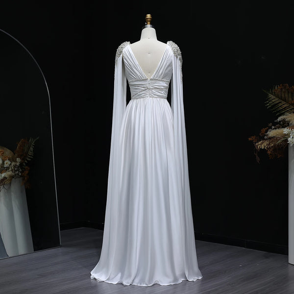 Vestido de Festa Luxo em Cetim e Capa Decorada com Cristais
