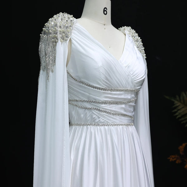 Vestido de Festa Luxo em Cetim e Capa Decorada com Cristais