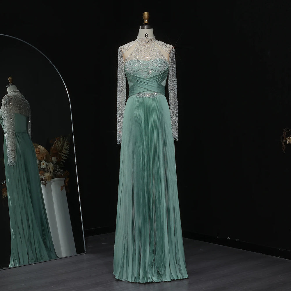 Vestido de Festa Luxo em Cetim Decorado com Cristais