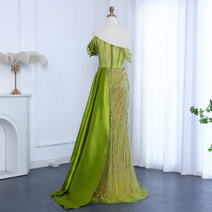 Vestido de Festa Longo Elegante em Riscas