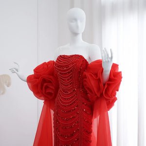 Vestido de Festa Luxo Etéreo com Acessório em Rosas