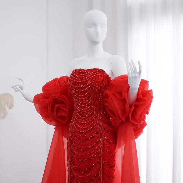 Vestido de Festa Luxo Etéreo com Acessório em Rosas