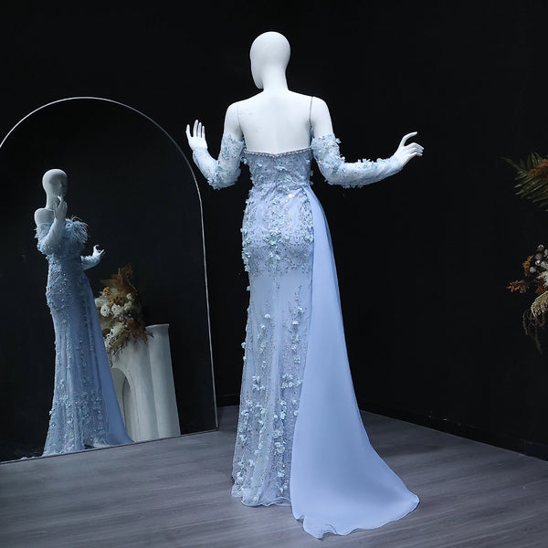 Vestido de Festa com Flores 3D e Plumas Charmosas
