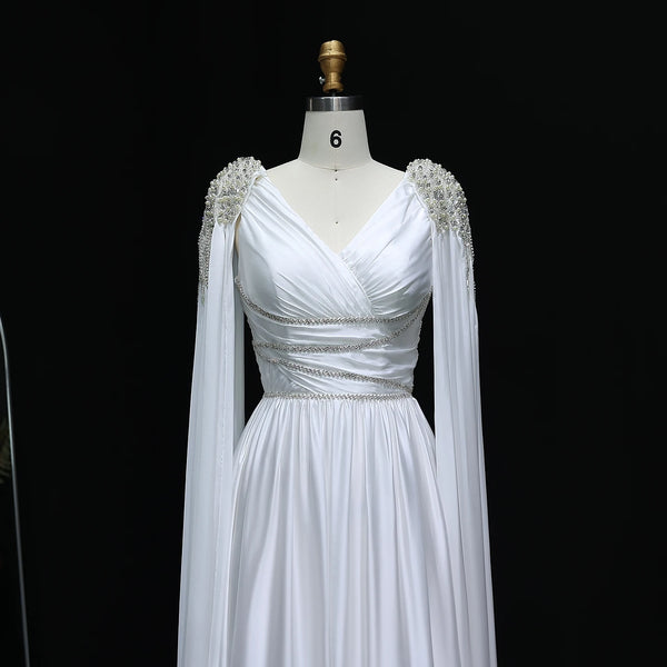 Vestido de Festa Luxo em Cetim e Capa Decorada com Cristais