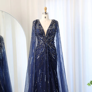 Vestido de Festa Maxi Luxo Adornado em Cristais com Capa Detalhada