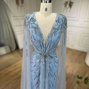 Vestido de Festa Maxi Luxo Adornado em Cristais com Capa Detalhada