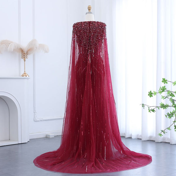 Vestido de Festa Maxi Luxo Adornado em Cristais com Capa Detalhada