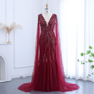 Vestido de Festa Maxi Luxo Adornado em Cristais com Capa Detalhada