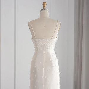Vestido de Festa Charmoso com Alças Finas e Brilho