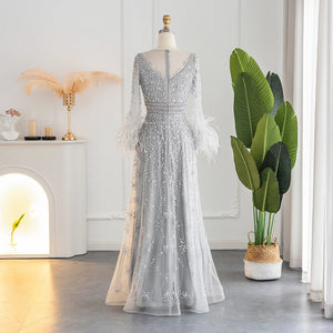 Vestido de Festa Longo Gala com Detalhes em Plumas
