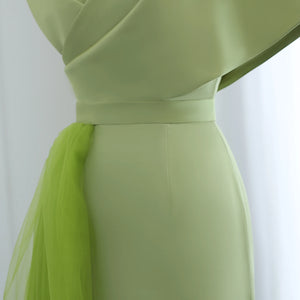 Vestido de Festa Cristais e Renda Longa