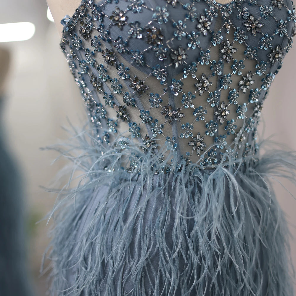 Vestido de Festa com Plumas e Alça Brilho - Modelo Especial