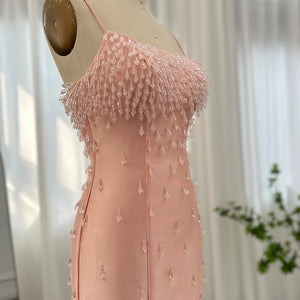 Vestido de Festa Charmoso com Alças Finas e Brilho