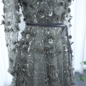 Vestido de Festa Longo Romântico Todo Decorado em Flores e Pedraria