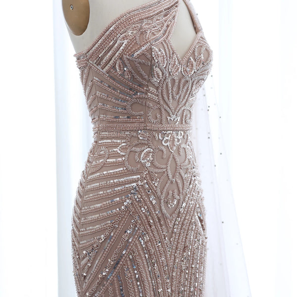 Vestido de Festa Sereia com Detalhes de Pedrarias e Manga Capa