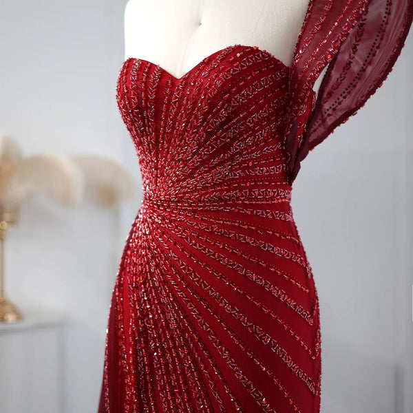 Vestido de Festa Luxo com Fenda e Manga Assimétrica