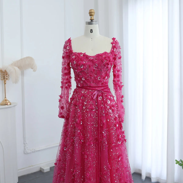 Vestido de Festa Longo Romântico Todo Decorado em Flores e Pedraria