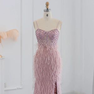 Vestido de Festa com Plumas e Alça Brilho - Modelo Especial