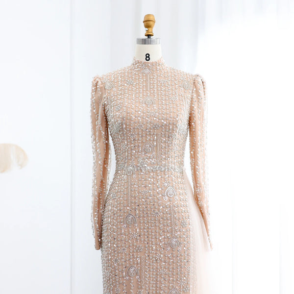 Vestido de Festa Luxo Cravejado em Cristais e Pérolas
