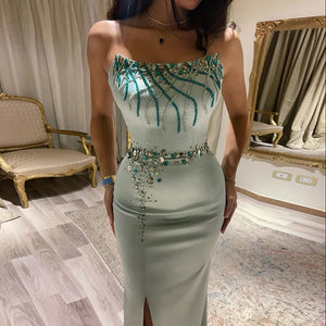 Vestido de Festa Verde Turquesa com Pedrarias - Modelo Especial