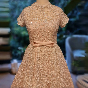 Vestido de Festa Luxo Clássico Cravejado em Cristais