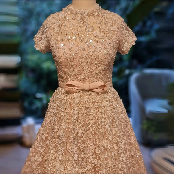 Vestido de Festa Luxo Clássico Cravejado em Cristais