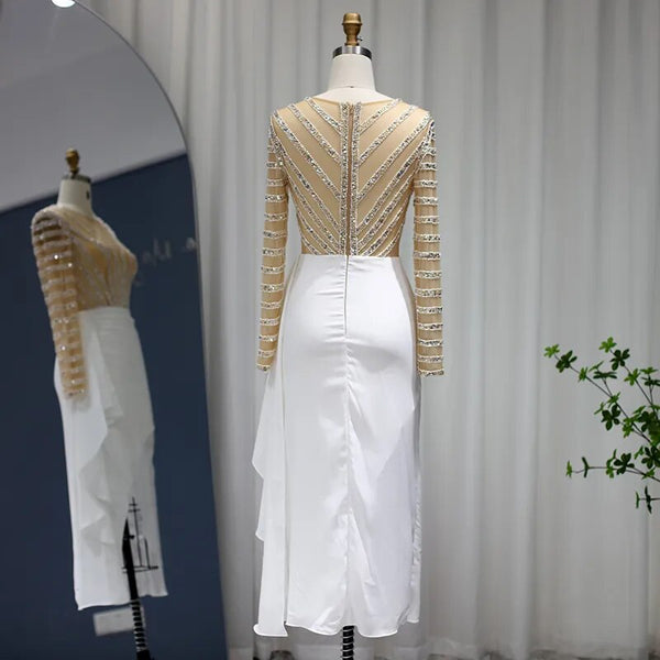 Vestido de Festa Longo com Abertura Branco e Manga Ilusões - Modelo Especial