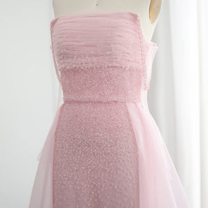 Vestido de Festa Rosa Luxuoso com Bordados e Sobressaia