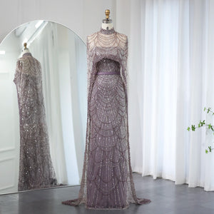 Vestido de Festa Luxuoso com Pérolas e Capa