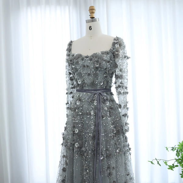 Vestido de Festa Longo Romântico Todo Decorado em Flores e Pedraria