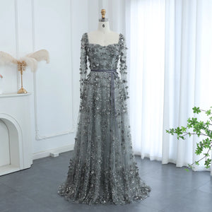 Vestido de Festa Longo Romântico Todo Decorado em Flores e Pedraria