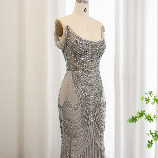 Vestido de Festa Longo Prateado Moderno - Modelo Especial