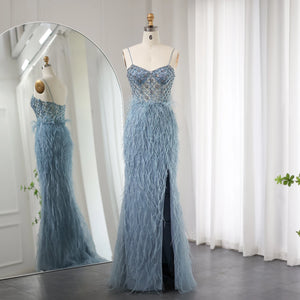 Vestido de Festa com Plumas e Alça Brilho - Modelo Especial