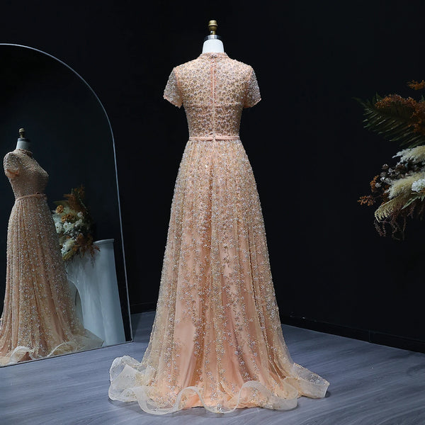 Vestido de Festa Luxo Clássico Cravejado em Cristais