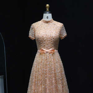 Vestido de Festa Luxo Clássico Cravejado em Cristais
