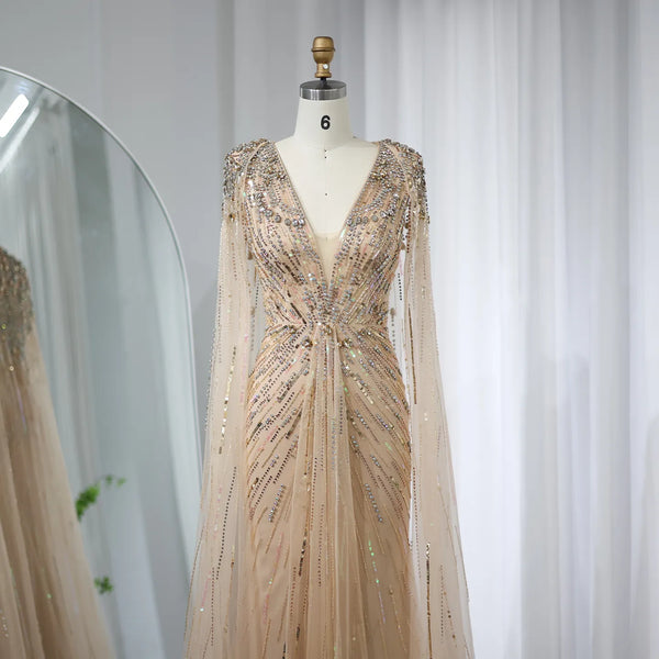Vestido de Festa Maxi Luxo Adornado em Cristais com Capa Detalhada