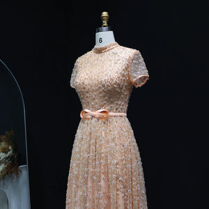 Vestido de Festa Luxo Clássico Cravejado em Cristais