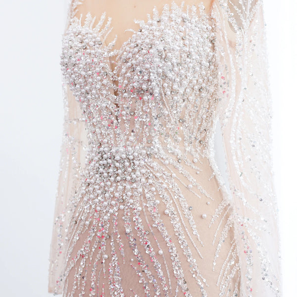 Vestido de Festa Longo Deslumbrante  Decorado com Pérolas