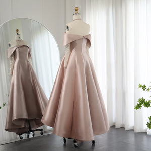 Vestido de Festa Longo em Cetim Champanhe e Cristais