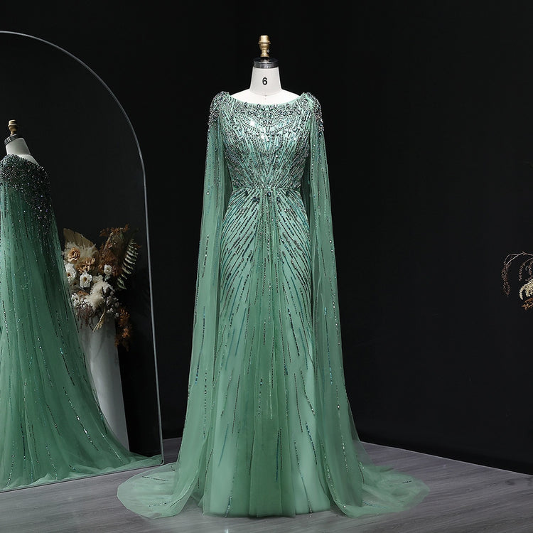 Vestido de Festa Maxi Luxo Adornado em Cristais com Capa e Busto Detalhado