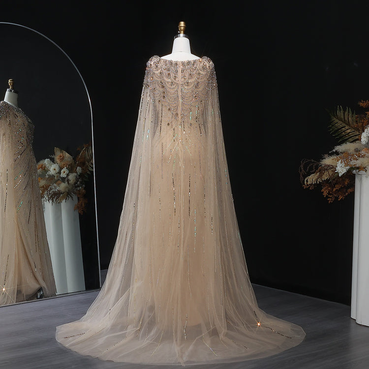 Vestido de Festa Maxi Luxo Adornado em Cristais com Capa e Busto Detalhado