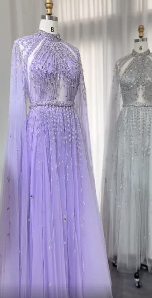 Vestido de Festa Maxi Luxo em Tecido Fluído Cravejado em Cristais - Modelo Especial
