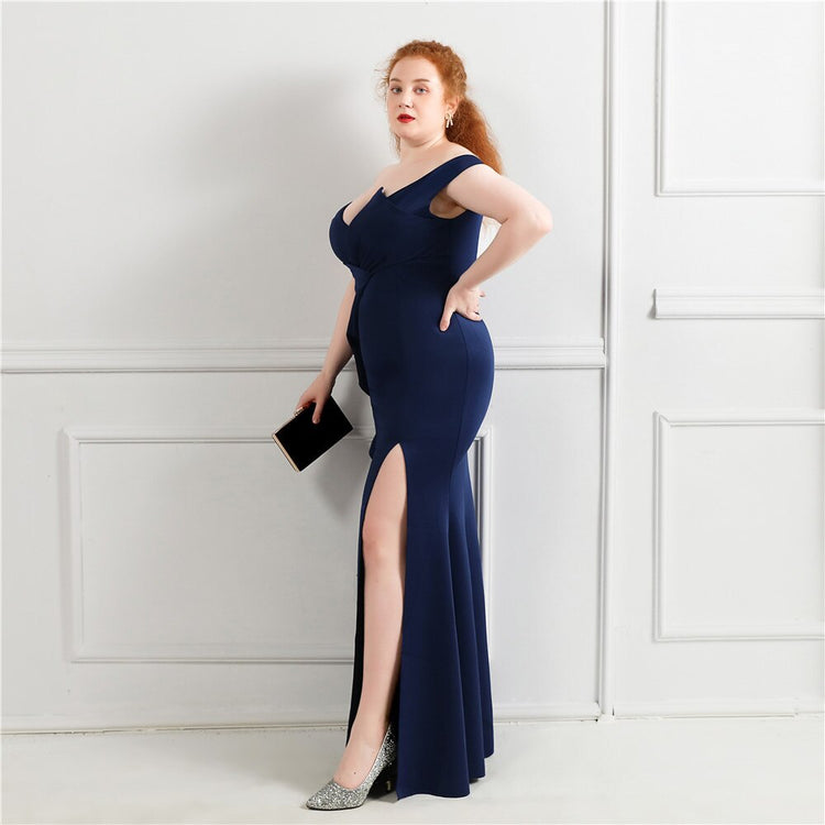 Vestido de Festa Plus Size Luxo com Detalhe em Laço Azul Marinho