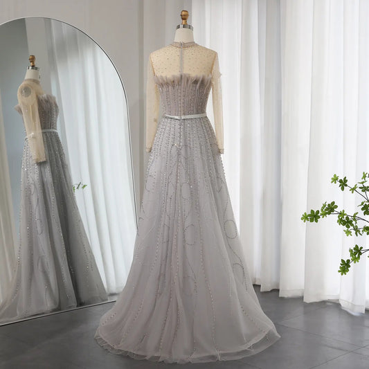 Vestido de Festa Longo Prateado e Renda - Modelo Especial
