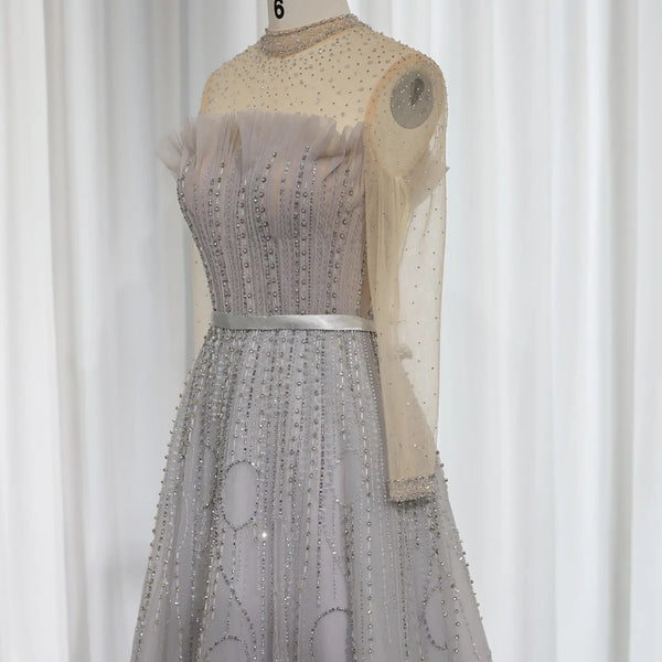 Vestido de Festa Longo Prateado e Renda - Modelo Especial