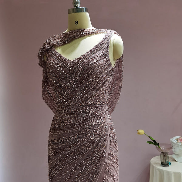 Vestido de Festa Luxo Clássico com Cravejado em Cristais com Manta - Modelo Especial