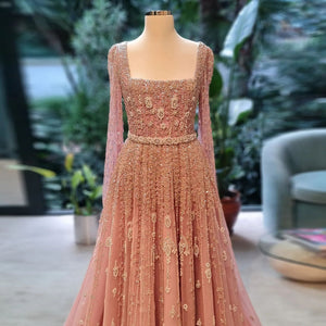 Vestido de Festa Maxi Luxo Decorado com Cascata de Cristais - Modelo Especial