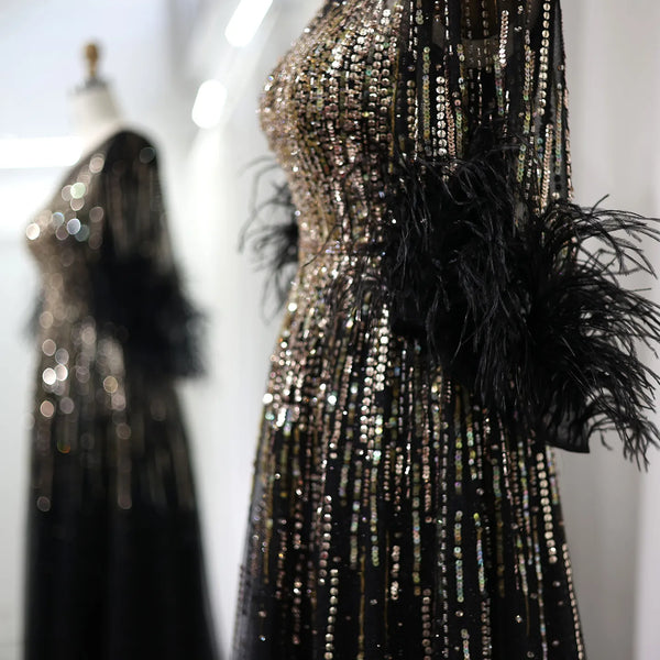 Vestido de Festa Longo com Brilho e Plumas - Modelo Especial