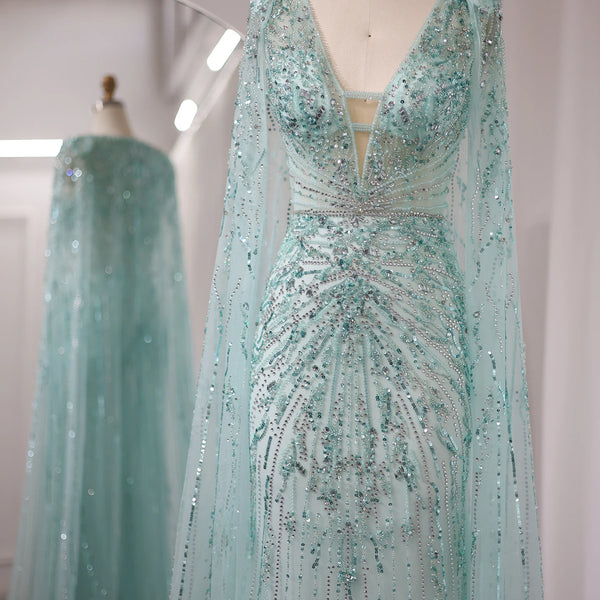 Vestido de Festa Luxuoso com Pedraria e Capa - Modelo Especial
